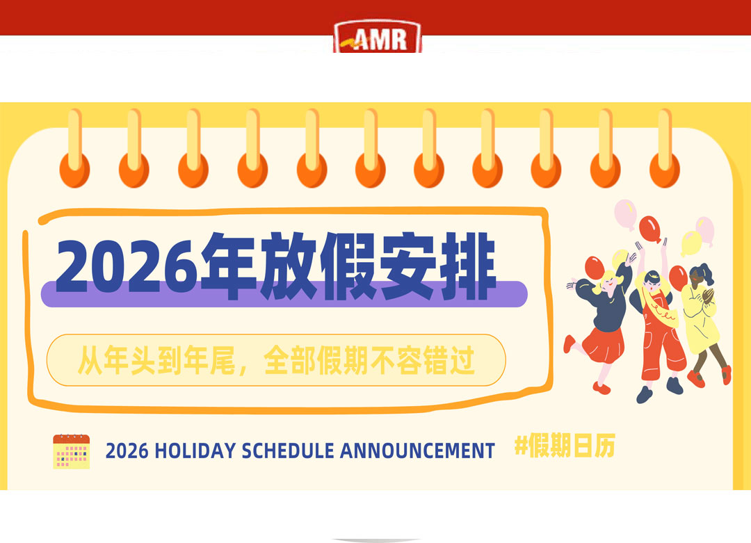 professional mover packing the boxes